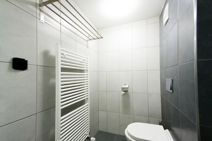 Room 17 of 35