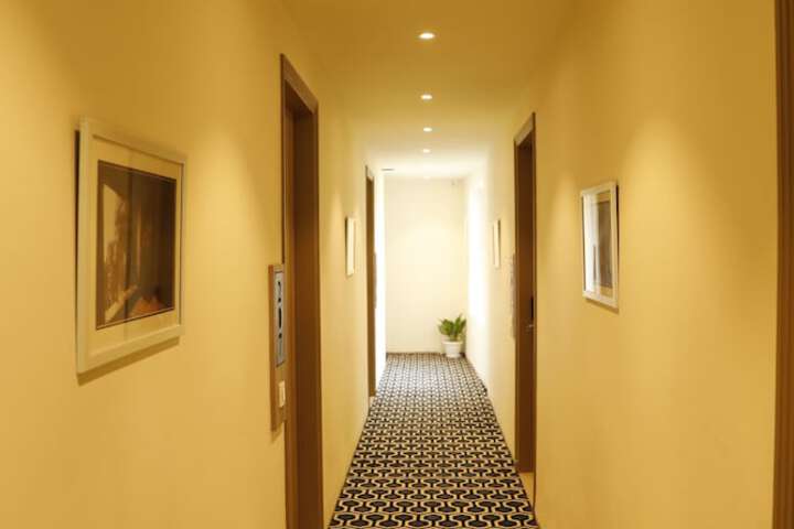 Hotel Interior 4 of 94