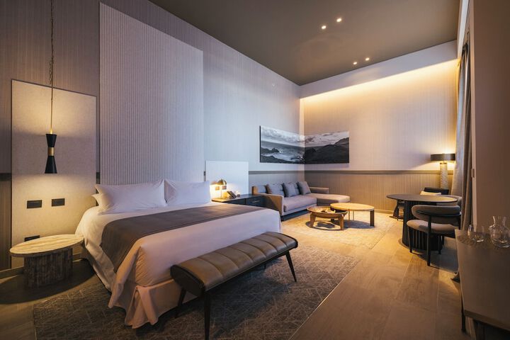 Massage in accommodation