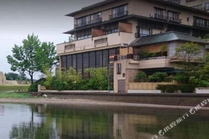 Waraku Onsen Nihon No Yado Notoraku