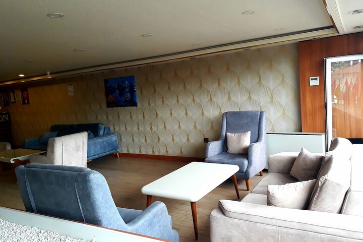 Hotel Interior 8 of 29