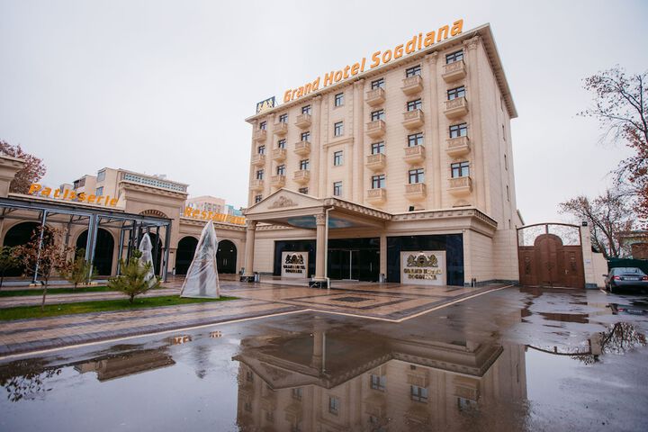 Exterior of Grand Hotel Sogdiana
