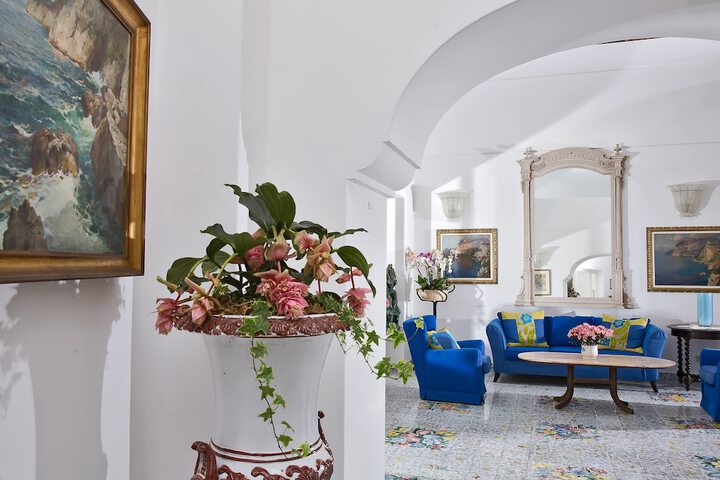 Lobby Photos