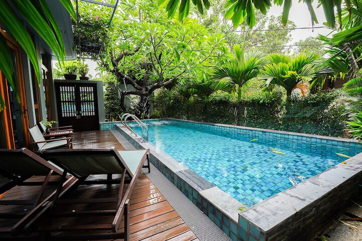 Pool 87 of 156