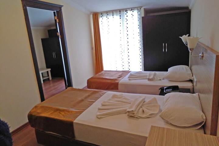 Kleopatra Bavyera Hotel