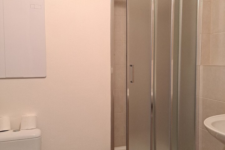 Room 36 of 49