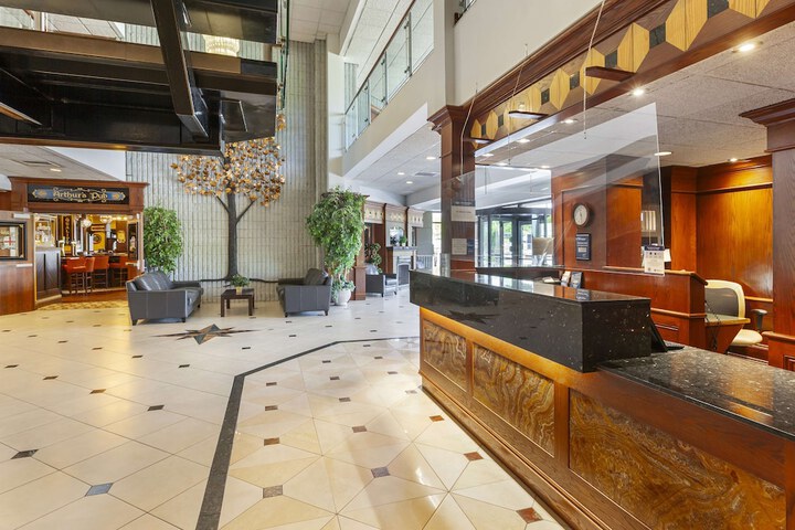 Hotel Interior 5 of 148