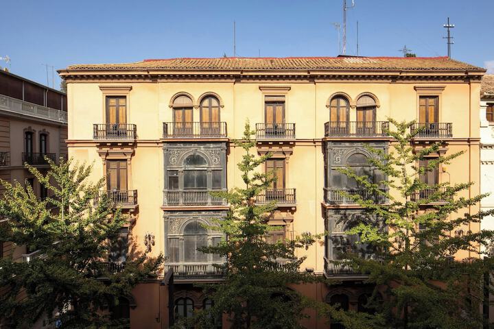 Room 40 of 99