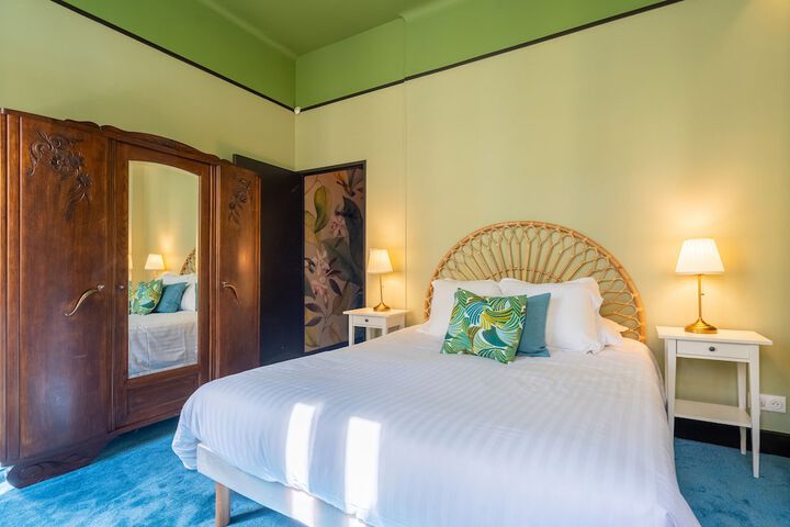 Room 26 of 39