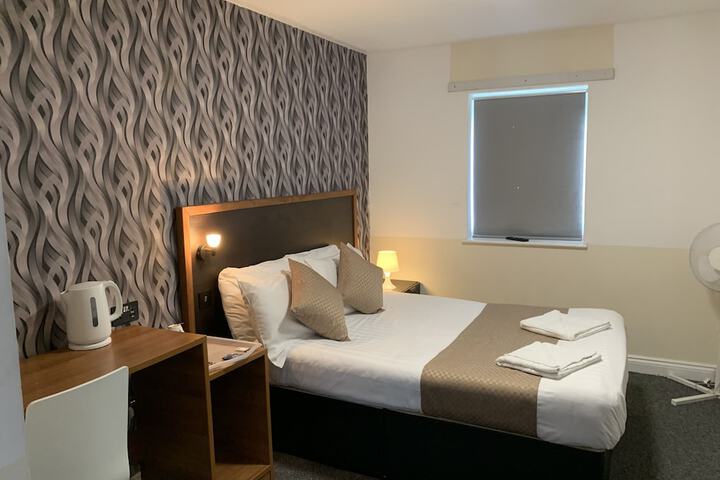Room 7 of 57