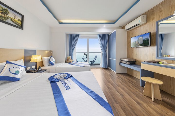 Room 12 of 21