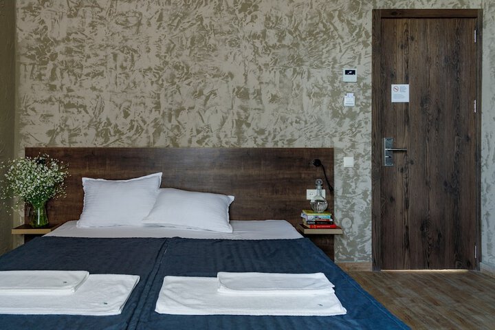 Room 3 of 14