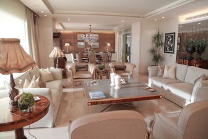 Room 15 of 23