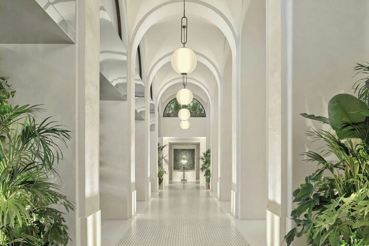 Entrance & Lobby