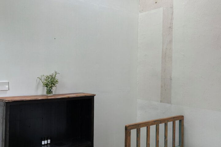 Room 71 of 223