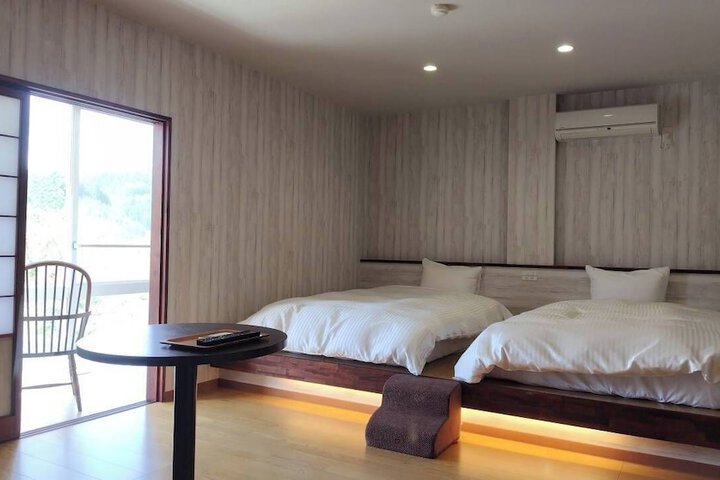 Room 11 of 44
