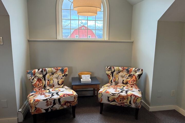 Room 169 of 331