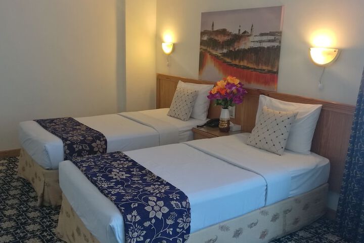 Room 26 of 81