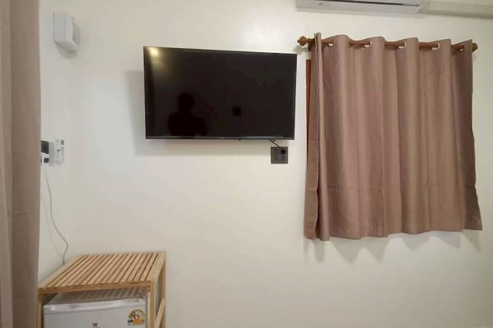 Room 16 of 36