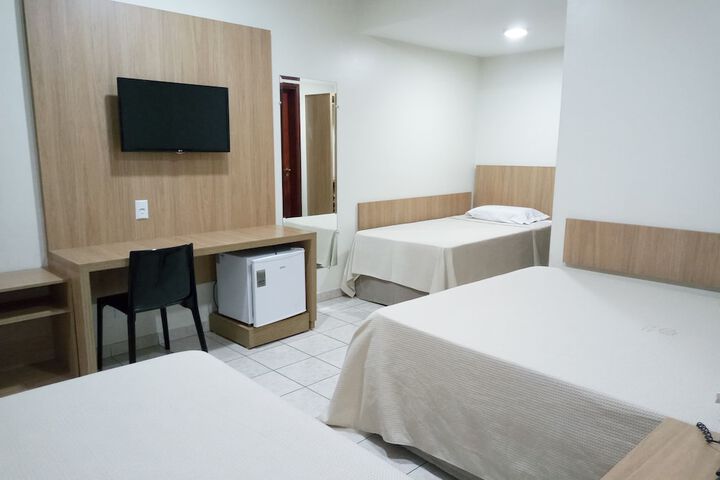 Room 20 of 42