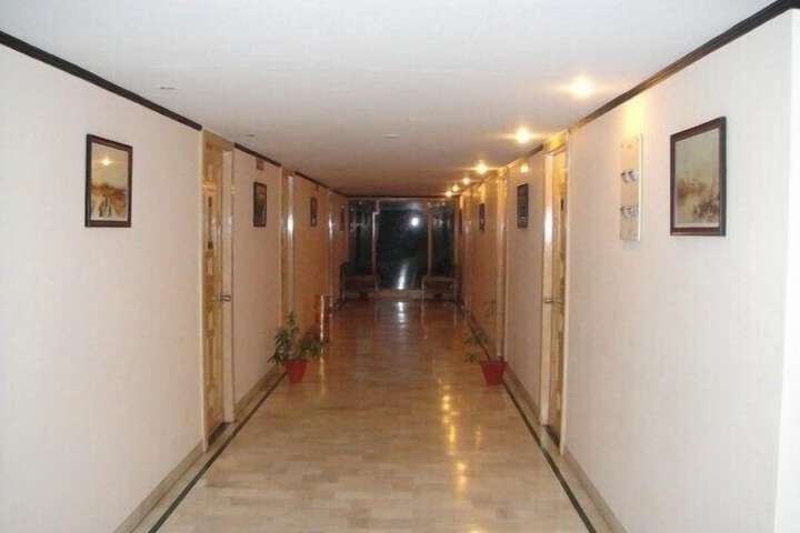 Ballroom/Hall 43 of 64