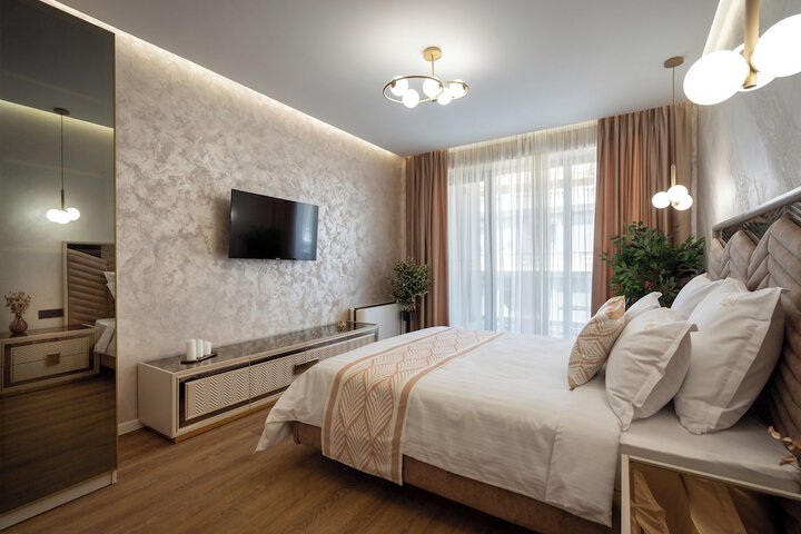 Room 547 of 552