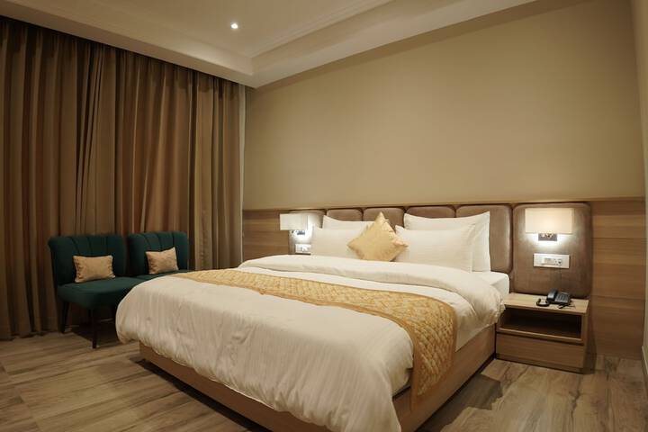 Room 10 of 41