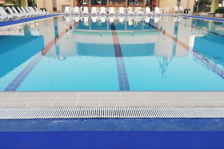 Pool 34 of 42