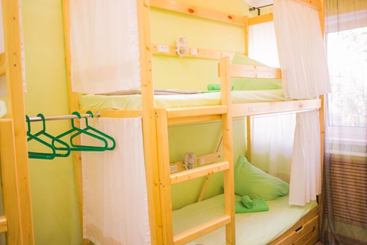 Room 15 of 30