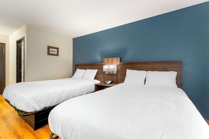 2 Double Beds (5 of 14)