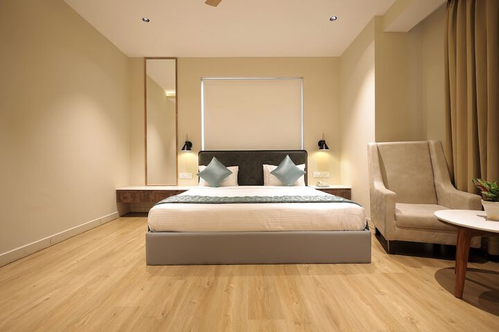 Room 18 of 49