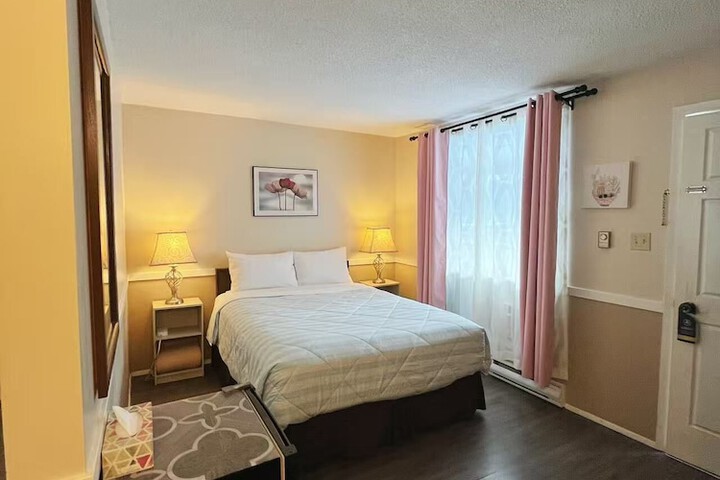 Room 20 of 82