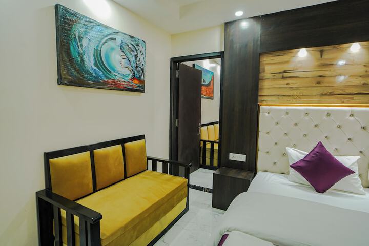 Room 19 of 63
