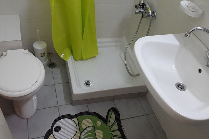 Room 30 of 64