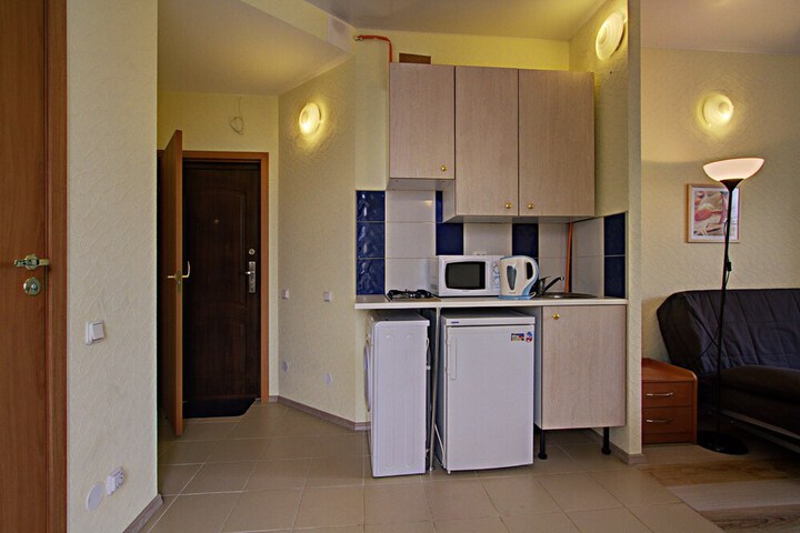 Room 15 of 19