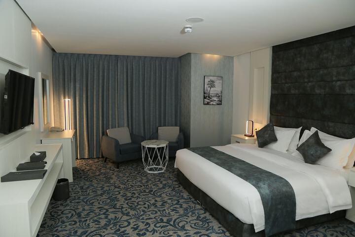 Room 6 of 58