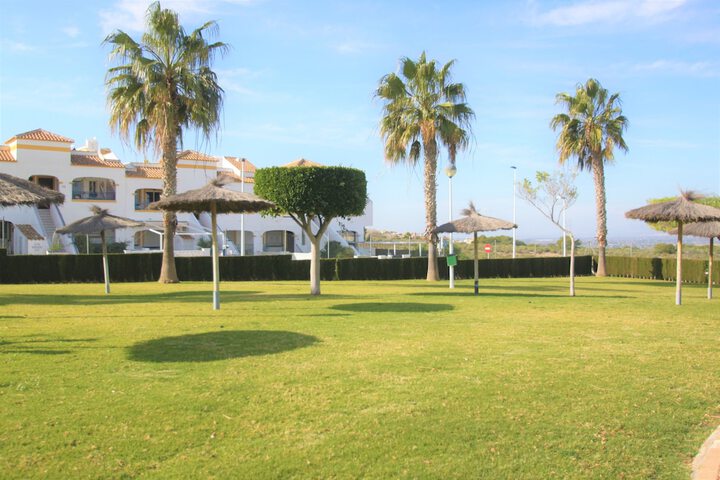 Hotel Exterior 26 of 30