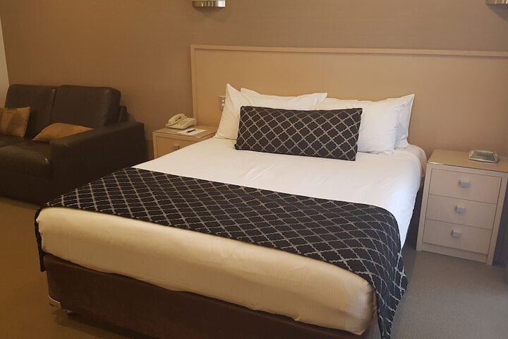 Room 9 of 63