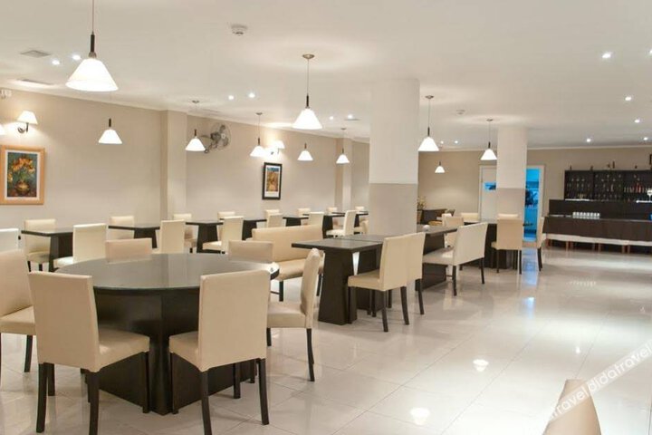 Avenida Del Mar Hotel