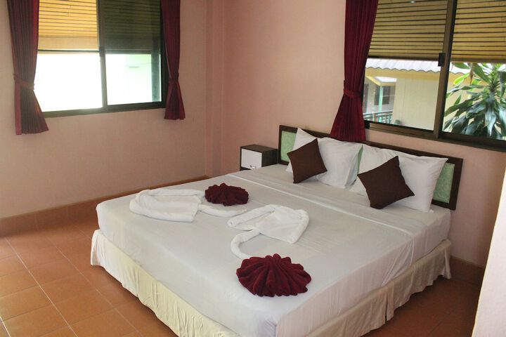 Room 10 of 49