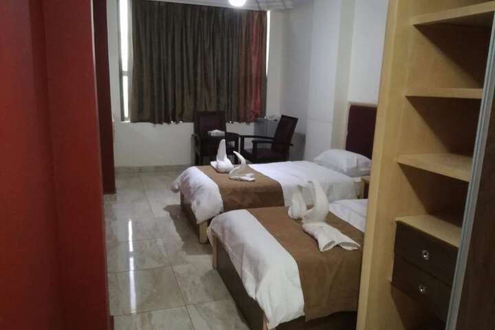 Room 18 of 46