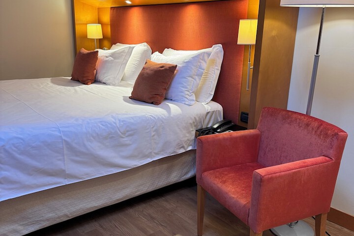 Room 181 of 290