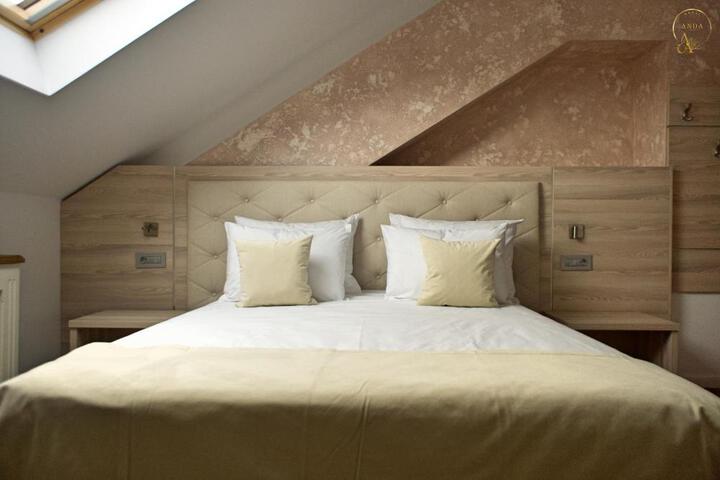 General 12 of 50
