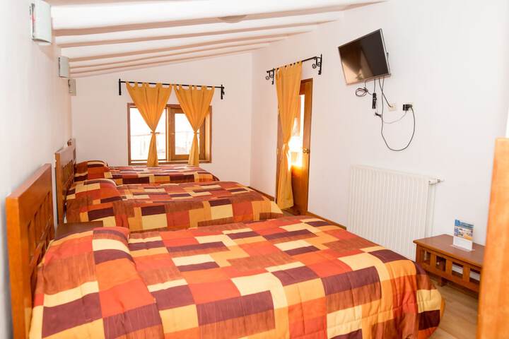 Room 13 of 77