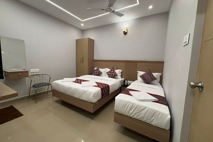 Room 25 of 49