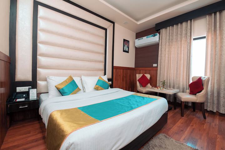 Room 16 of 27