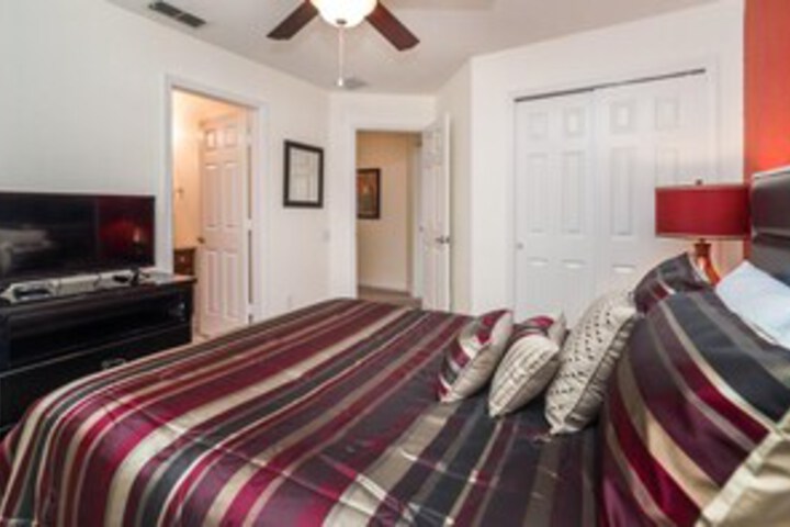Room 39 of 40