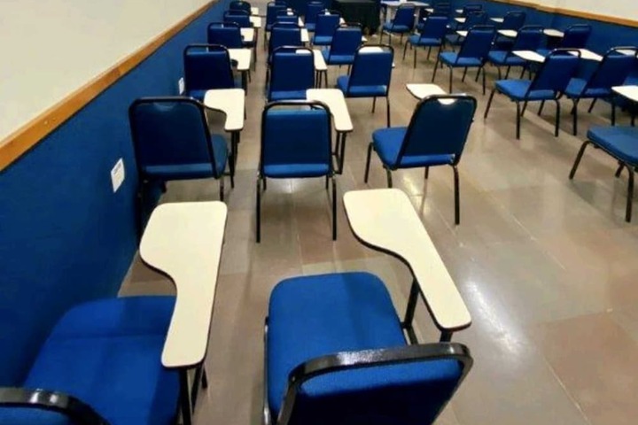 Ballroom/Hall 113 of 120