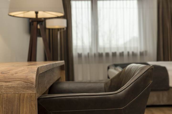 In-room business center