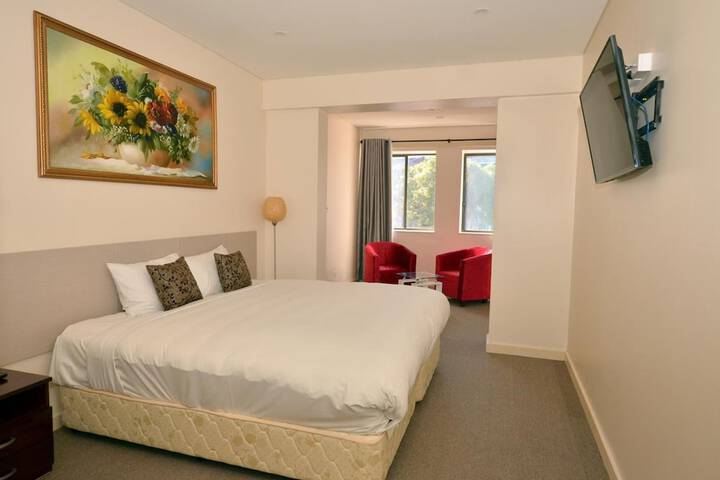 Room 5 of 21